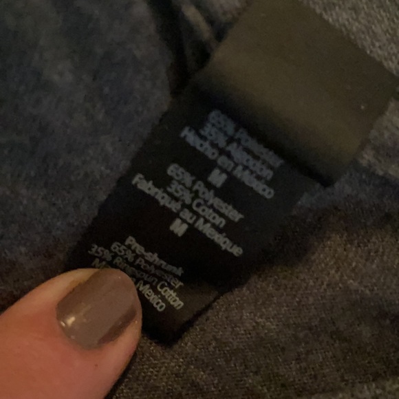 Ladies V-Neck Buffalo Screen Print T-Shirt - Picture 3 of 3